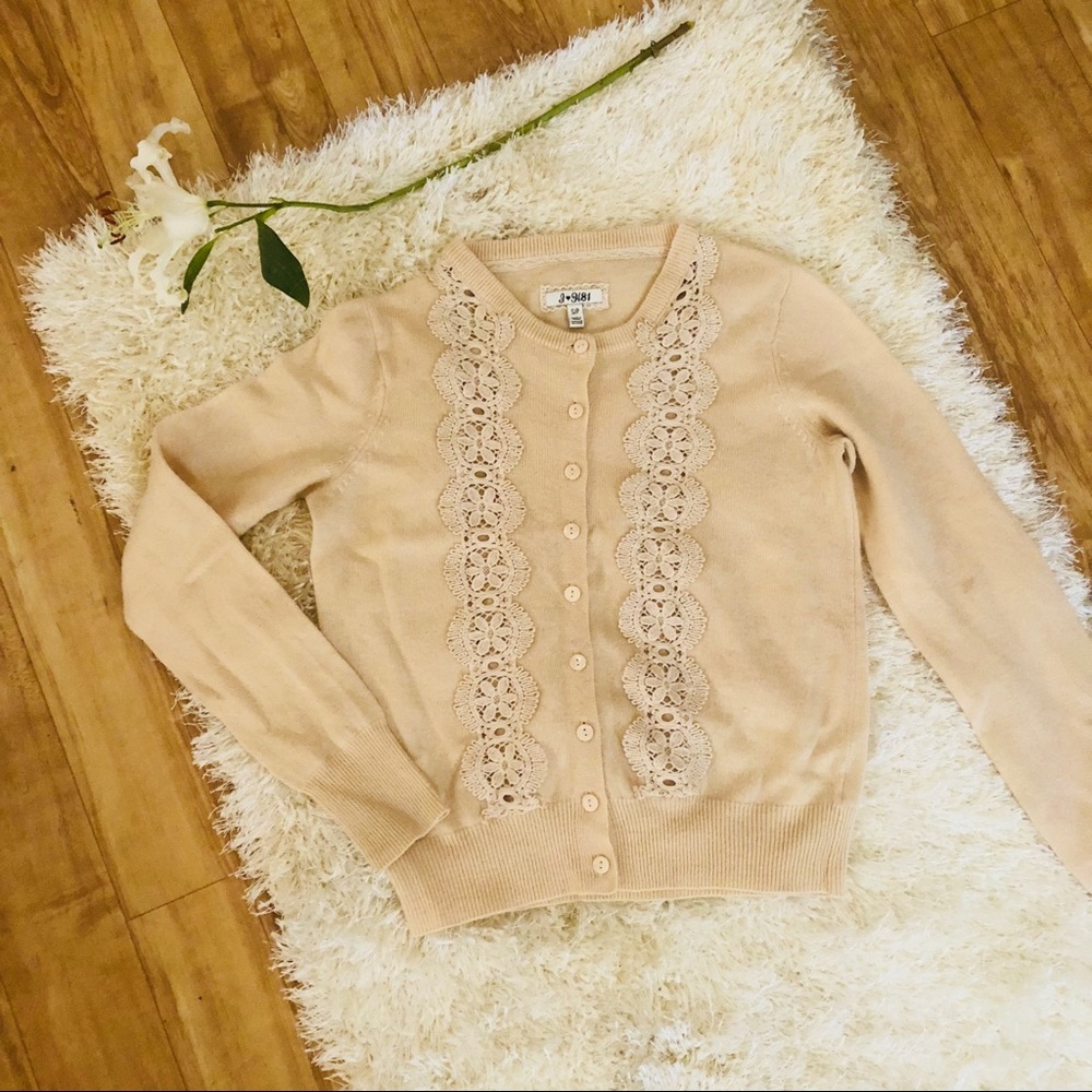 Forever 21 Cream Button Up Cardi